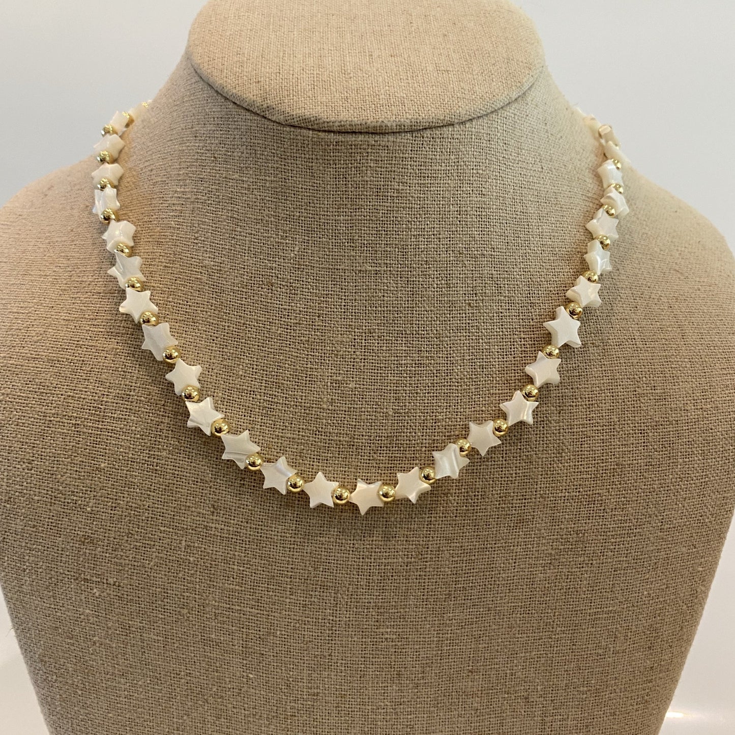 Mother Pearl Stars Necklace
